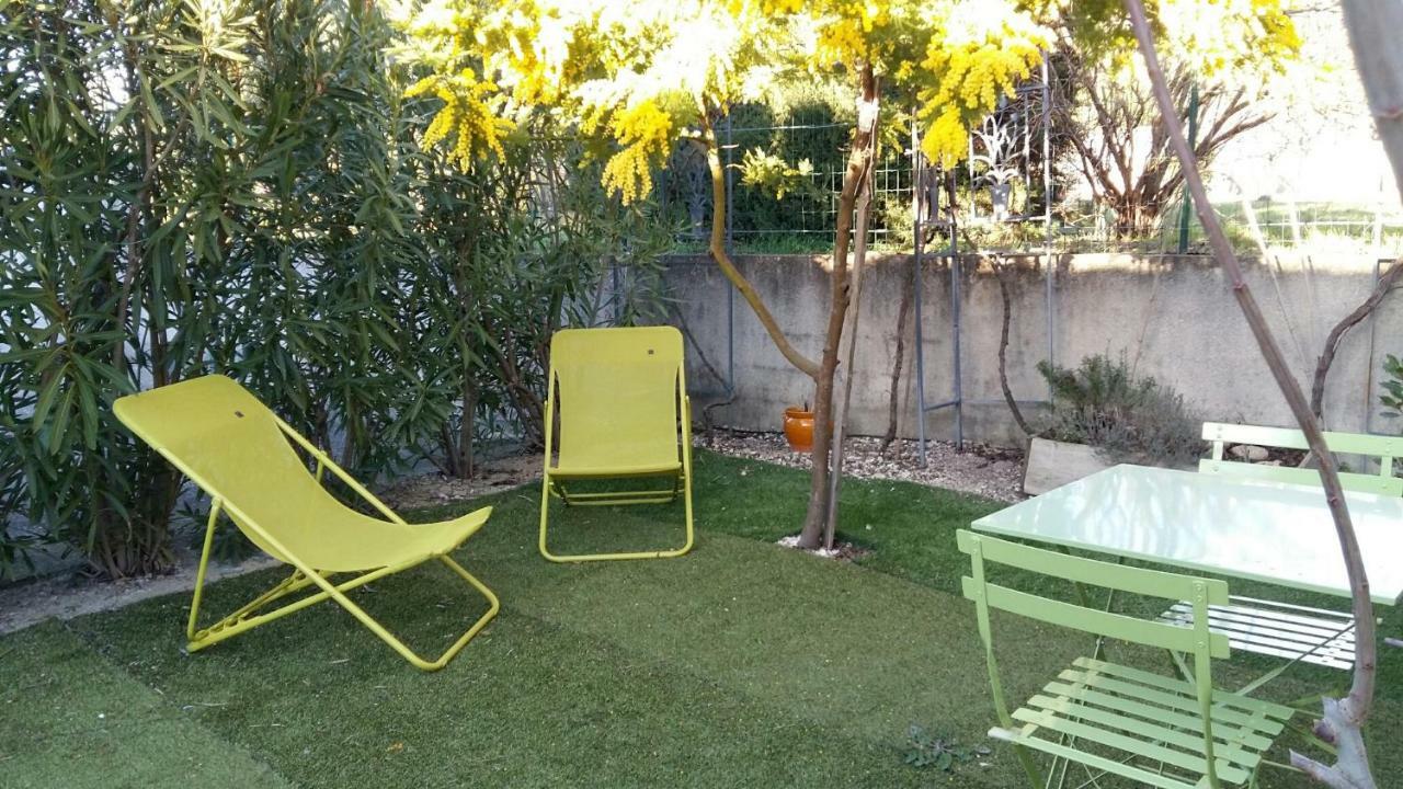 Pujaut Au Bon Penequet B&B 외부 사진
